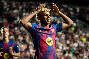 亚马尔本赛季每场比赛都有进球或助攻进账，5场造7球