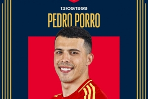 西班牙队祝波罗26岁生日快乐，球员为国家队出战12场贡献2助