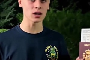 逆天！国外网友恶搞居勒尔拿着亚马尔的护照，还丢进了垃圾桶😅