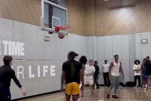 如果詹姆斯一直在西部还能十进总决吗？马健：不能，当时西强东弱